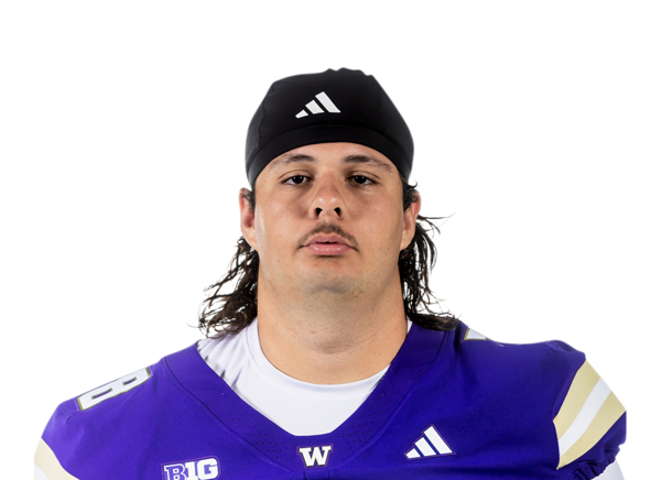 Jake Flores headshot