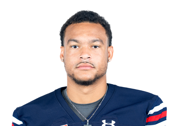 Donerio Davenport headshot