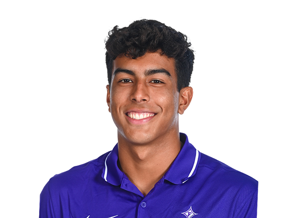 Nehuel Garcia headshot