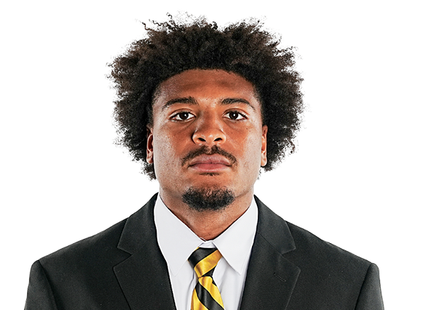 Syrr Barnes headshot