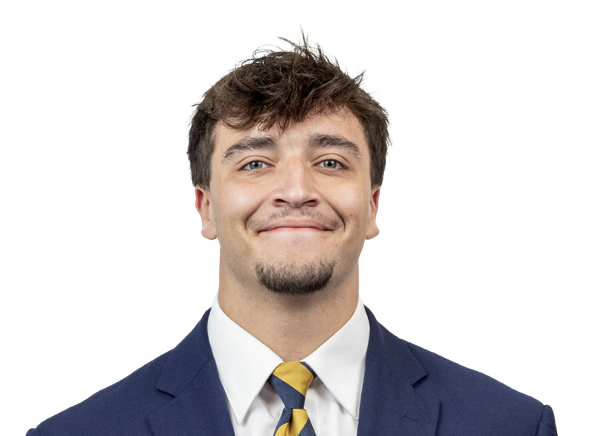 Ewan Arechaederra headshot
