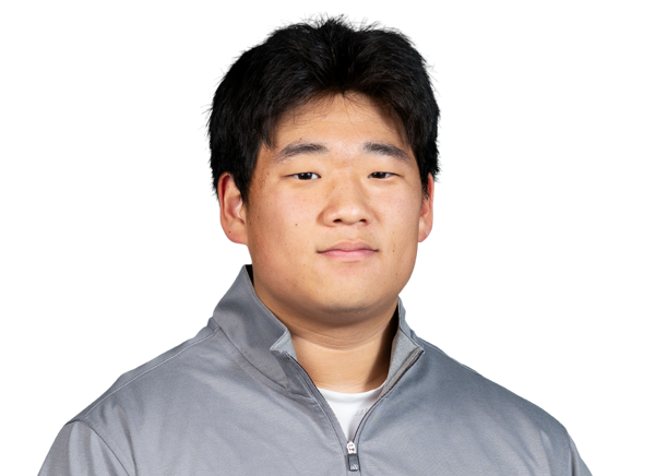 Nehemiah Cha headshot