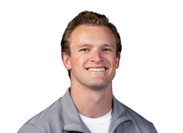 Carson Kuhl headshot
