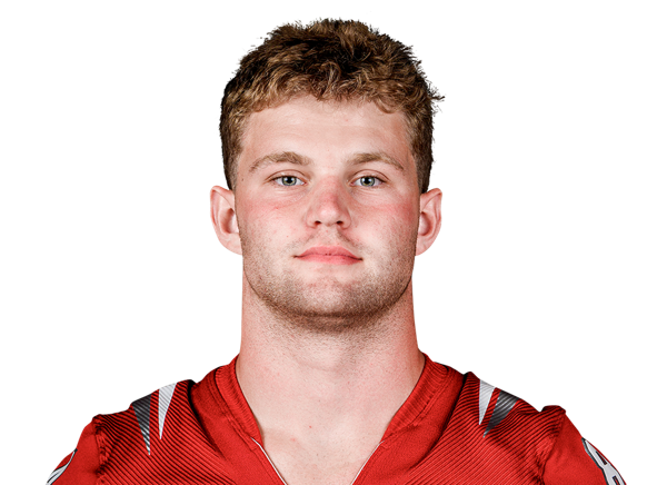 Aidan Eves headshot