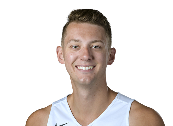 Parker Ernsthausen headshot