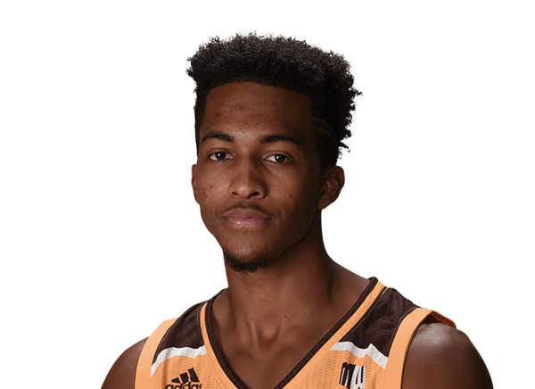 Nyaires Redding headshot