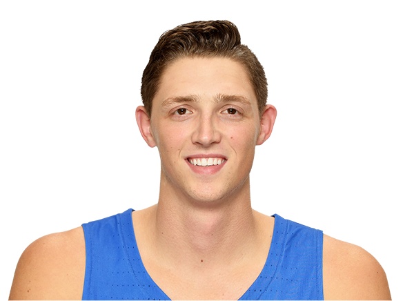 Elliott Welmer headshot