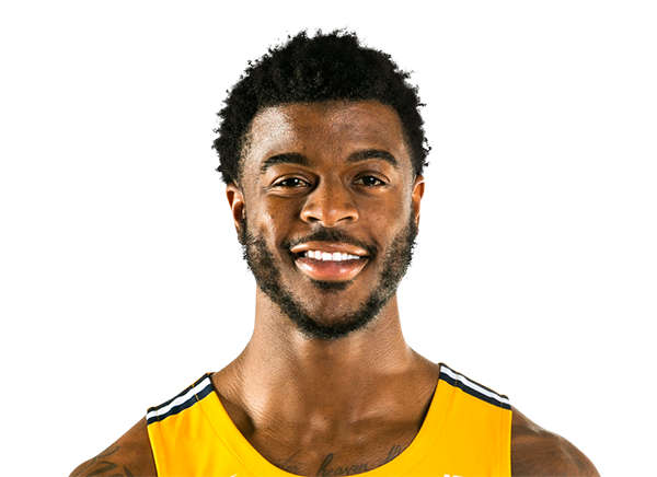 Aaron Robinson headshot