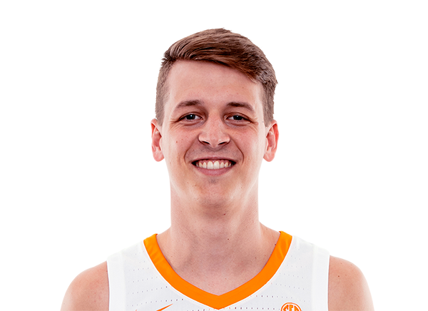 Lucas Campbell headshot