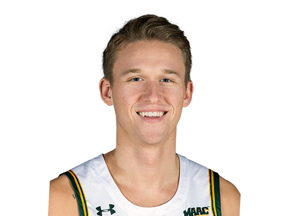 Braedon Bayer headshot
