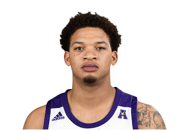 Tyrie Jackson headshot