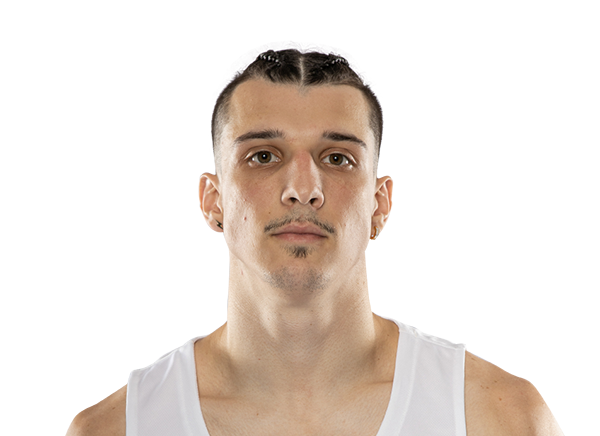 Artur Labinowicz headshot