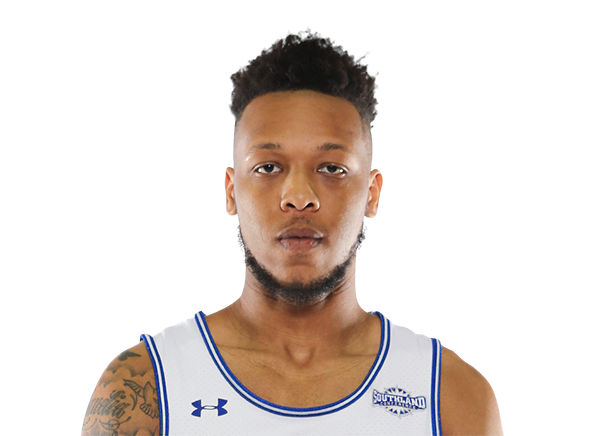 Bryson Robinson headshot