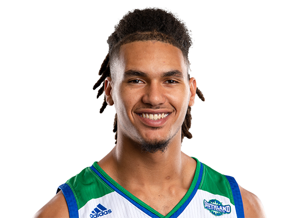Elijah Schmidt headshot