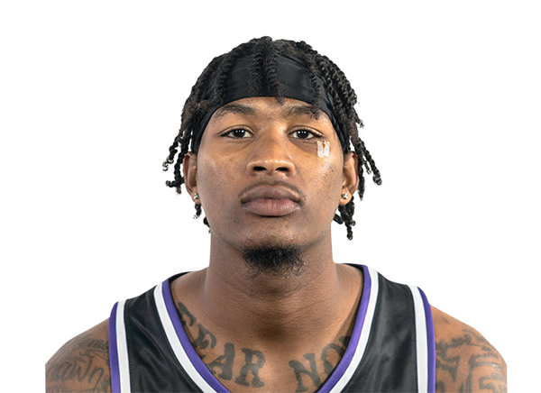 Darious Hall headshot