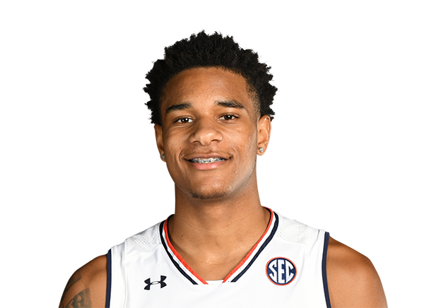Chuma Okeke headshot