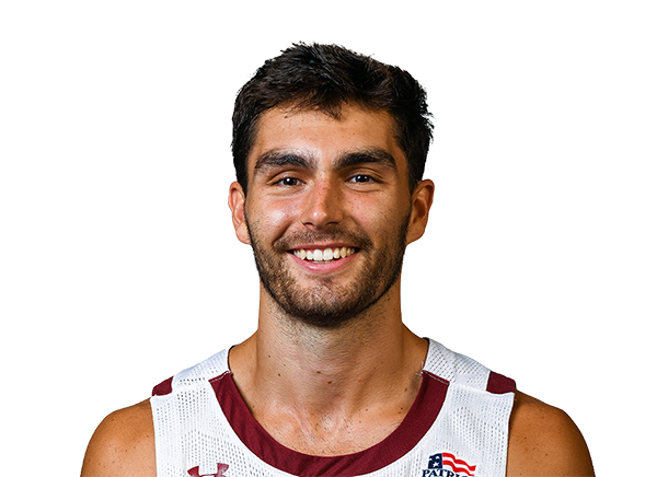 Oliver Lynch-Daniels headshot