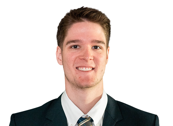 Nik Mains headshot