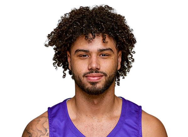 Holland Woods headshot