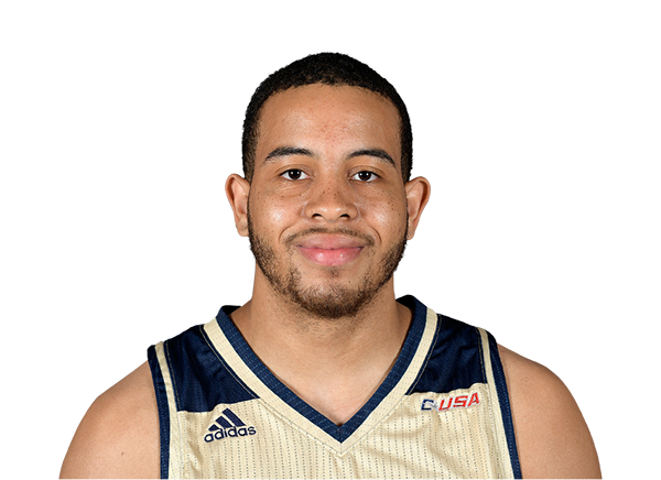 Cordell Veira headshot