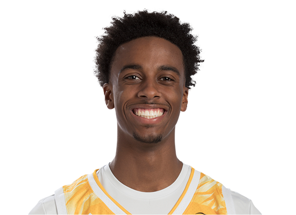 Carson Warren-Newsome headshot