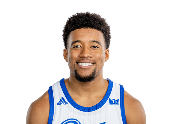 Ayo Akinwole headshot