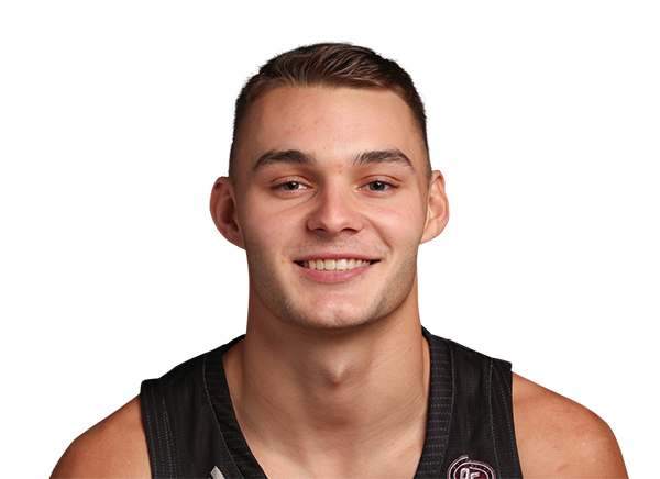 Peyton Broughton headshot