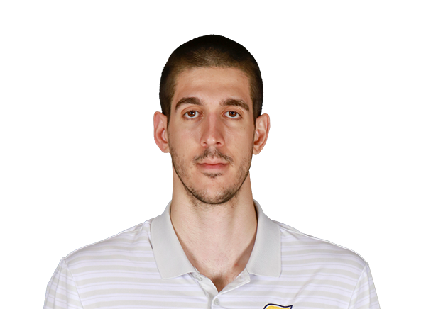 Stefan Kenic headshot