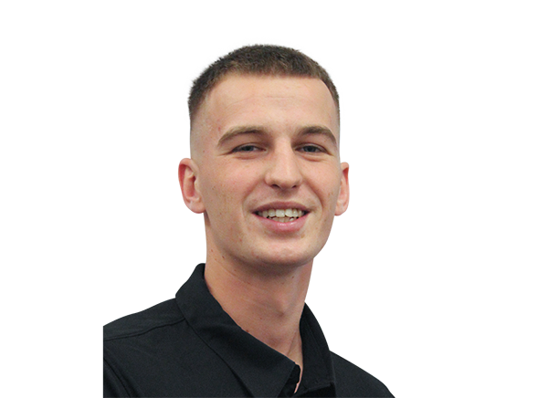 Kuba Niziol headshot