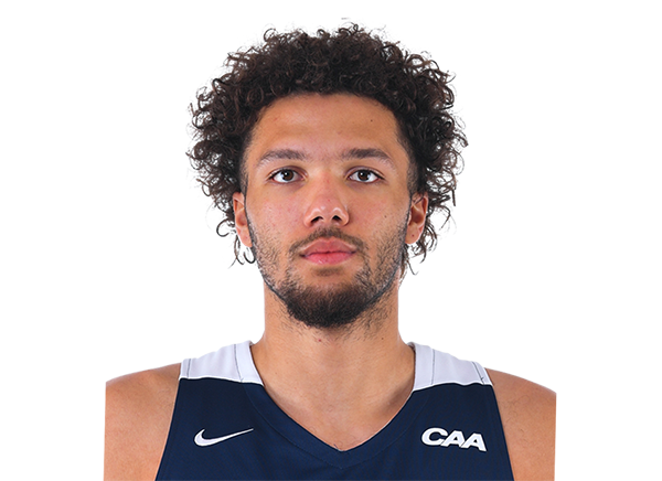 Zach Walton headshot
