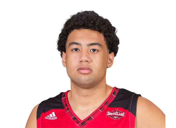 Bryce Davis headshot