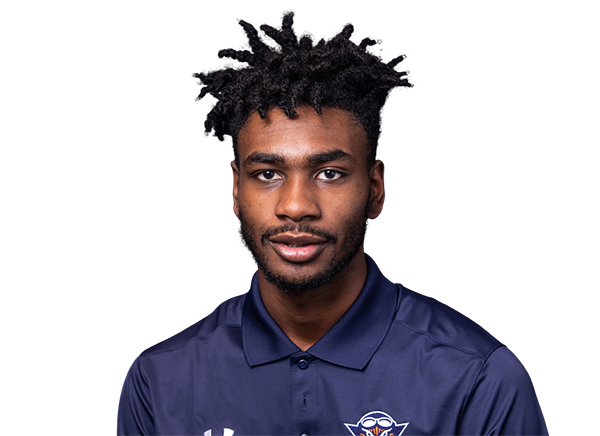 Quintin Dove headshot
