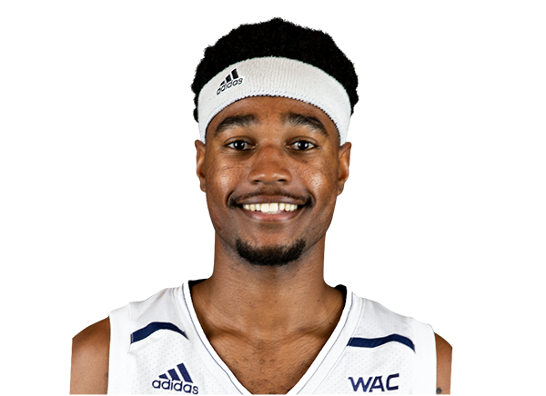 Micah Robinson headshot