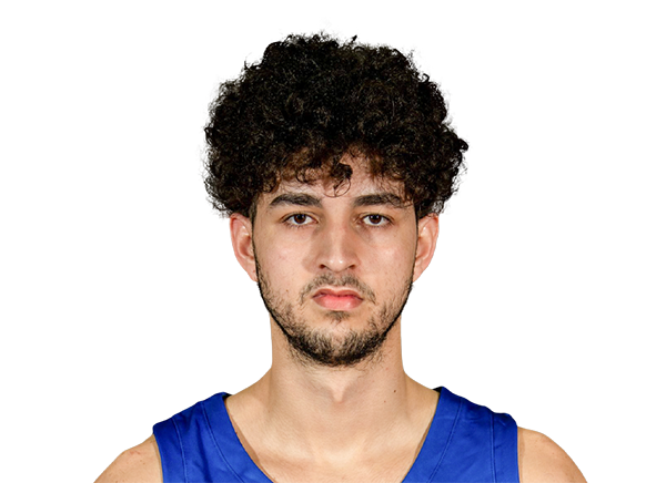 Victor Rosa headshot