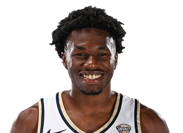 Sammy Hunter headshot