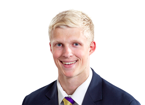 Logan Wolf headshot