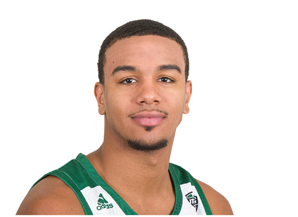 Luis Pacheco headshot