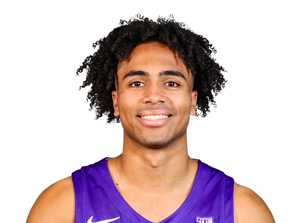 Kamar Robertson headshot