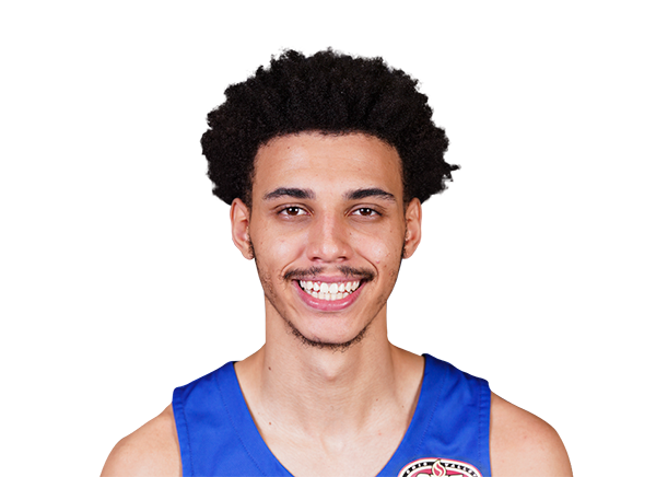 Ravel Moody headshot