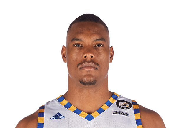 Ronne Readus headshot