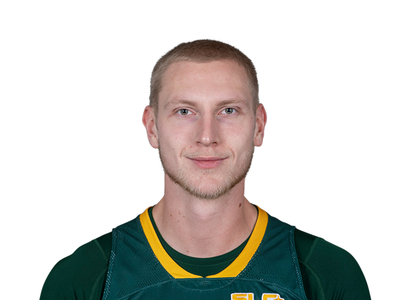 Max Brackmann headshot