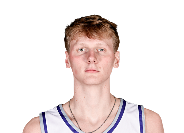 Bennett Kwiecinski headshot