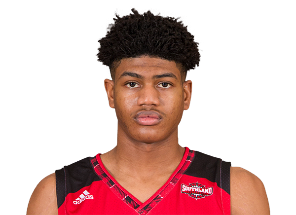 Kenyon Holcombe headshot
