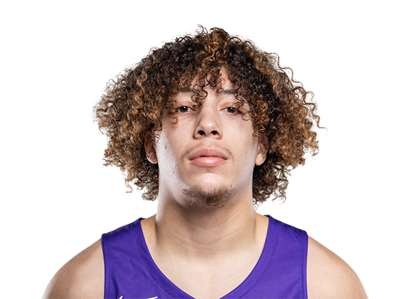 Alex Matthews headshot