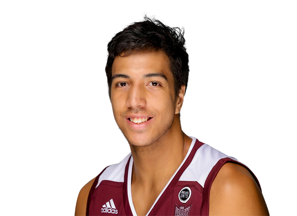 Nic Tata headshot