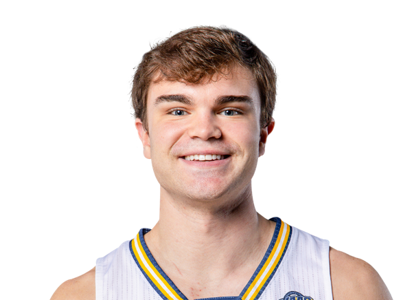 Quinn Guth headshot