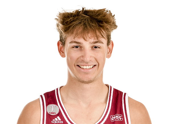 Remy Graham headshot