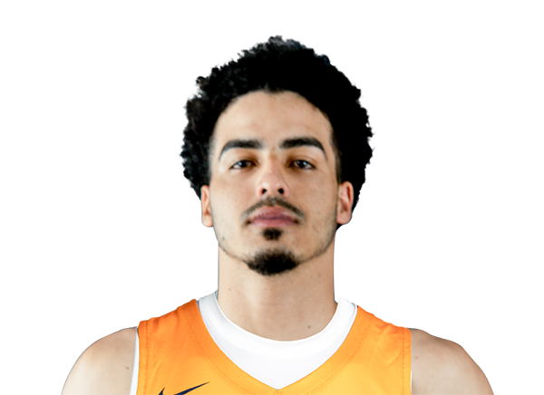 Carlos Lemus headshot