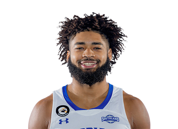 Mason Jones headshot