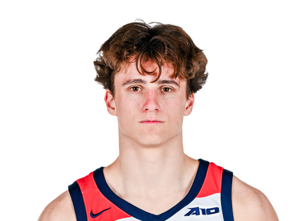 Lucas Perusek headshot